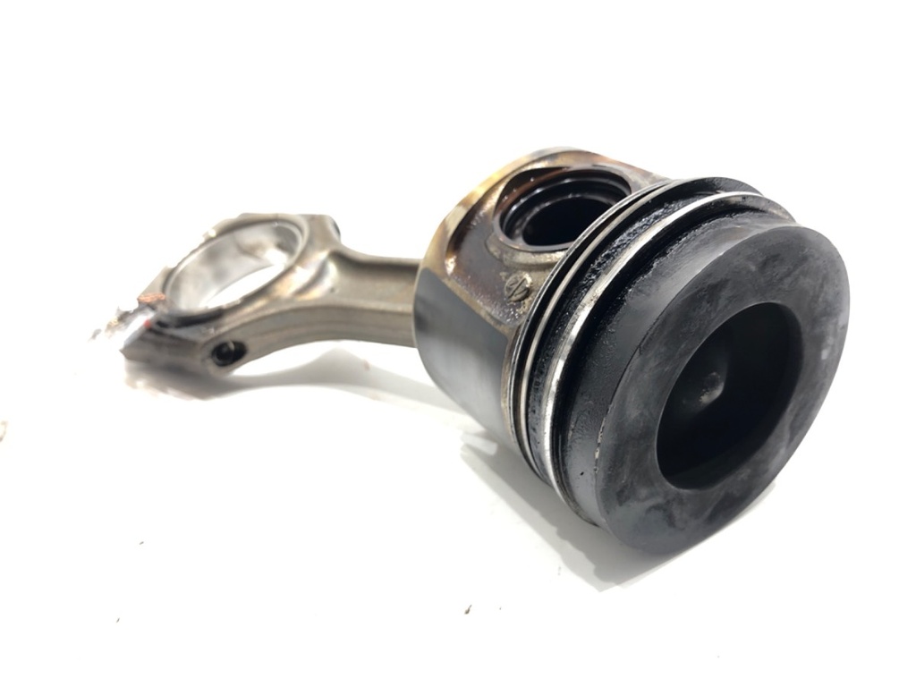 [STARK-903328] Pistón con biela BMW X5 (G05, F95) 2018-2022