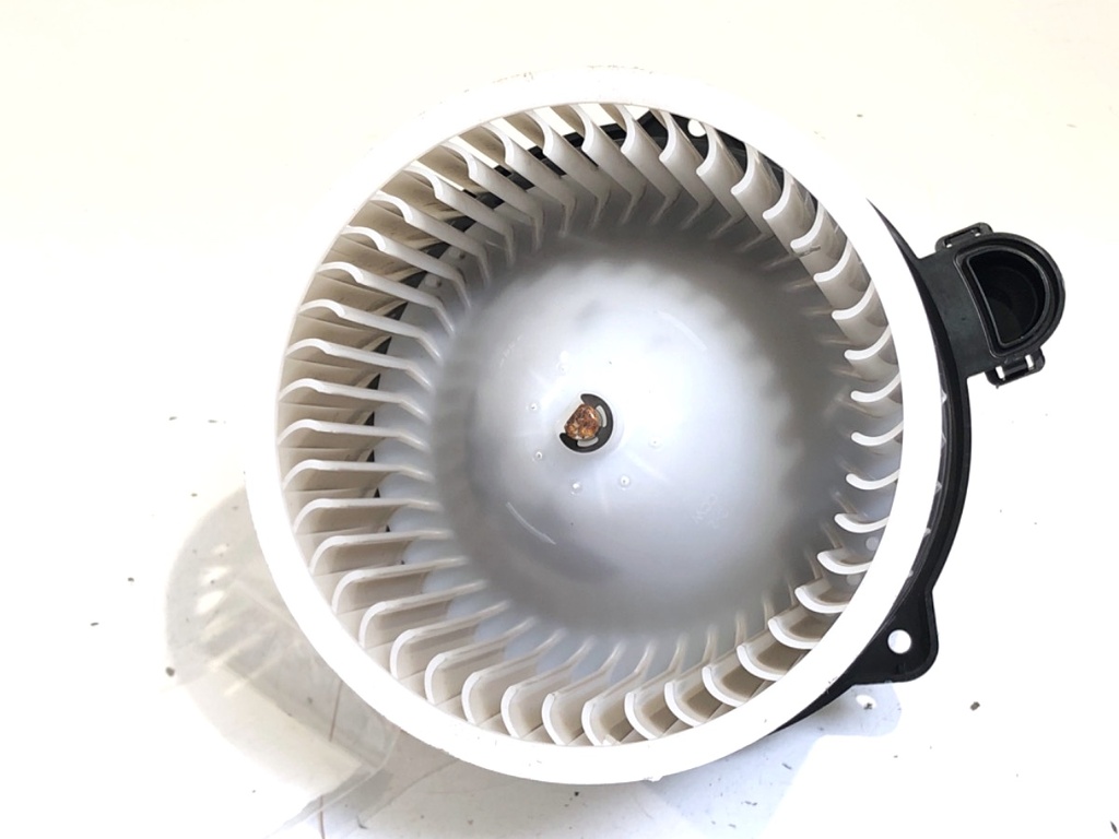 [STARK-754011] Ventilador de admisión Hyundai i30 (PDE, PD, PDEN) 1.0 T-GDI 2016-2022