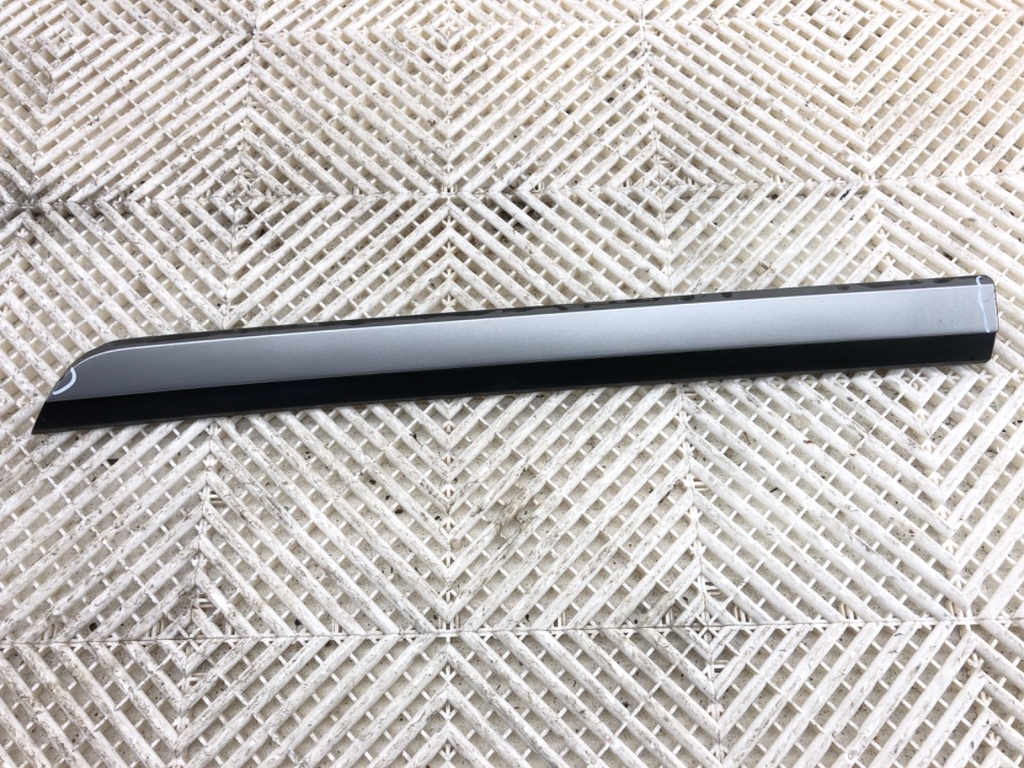 [STARK-756075] Panel de puerta trasera izquierdo VW Passat B8 Variant (3G5, CB5) 2.0 TDI 110 kW