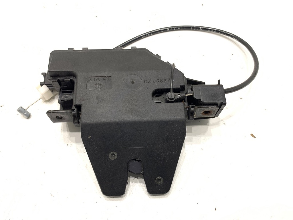 [STARK-757558] Cierre de portón trasero BMW Serie 3 (E90) 2004-2012