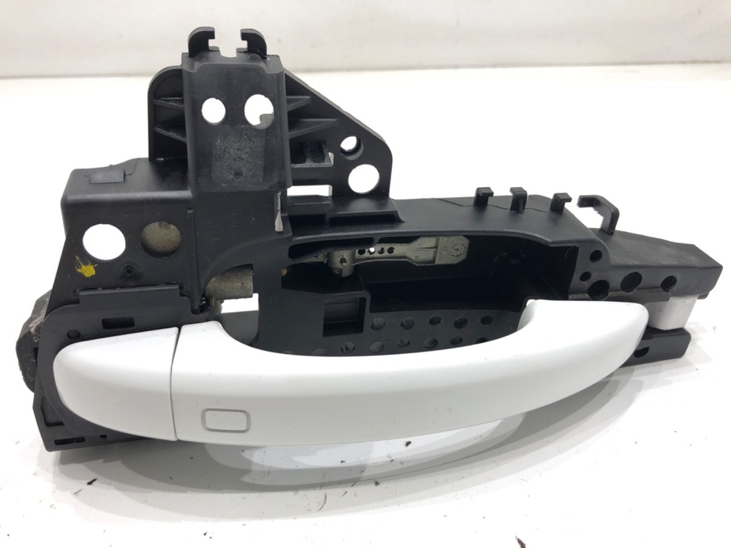 [STARK-757818] Manilla exterior de puerta trasera izquierda AUDI A4 B8 (8K2) 2007-2015