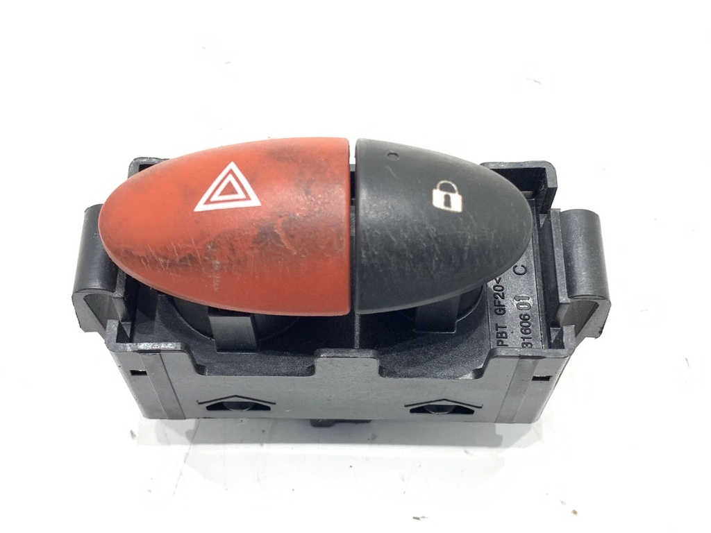 [STARK-758760] Interruptor de luces de emergencia Renault Master III Autobus (JV) 2011-2022