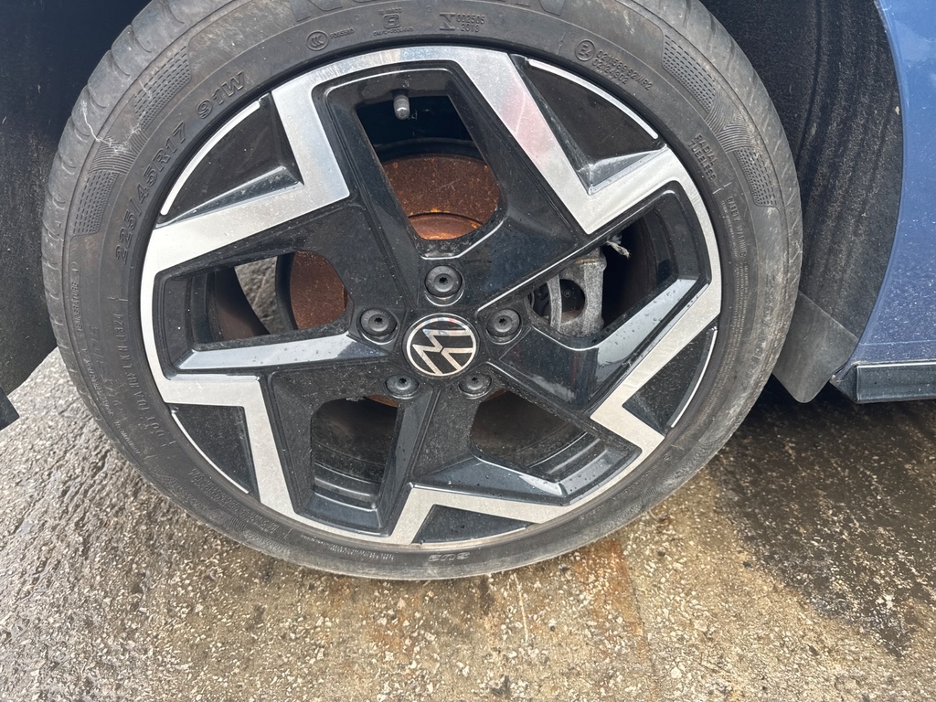 [EPE-102703] Buje de rueda trasero derecho VW Golf