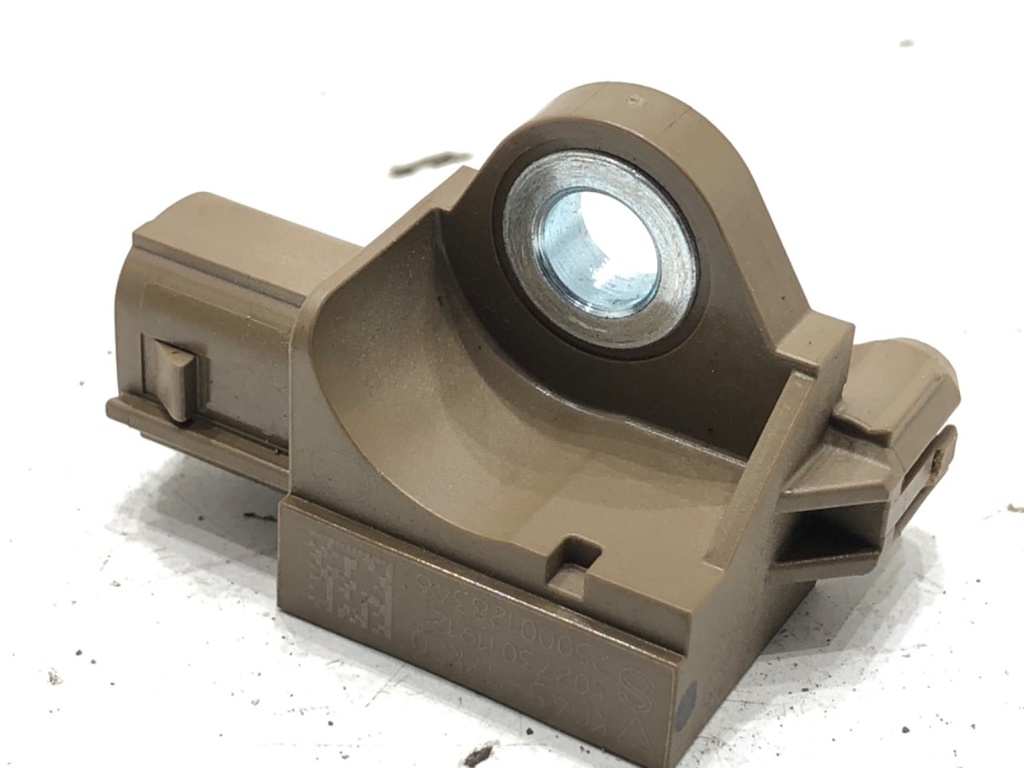 [STARK-761098] Sensor de impacto MAZDA CX-5 (KE, GH) 2.0 AWD 118 kW 2011-2017