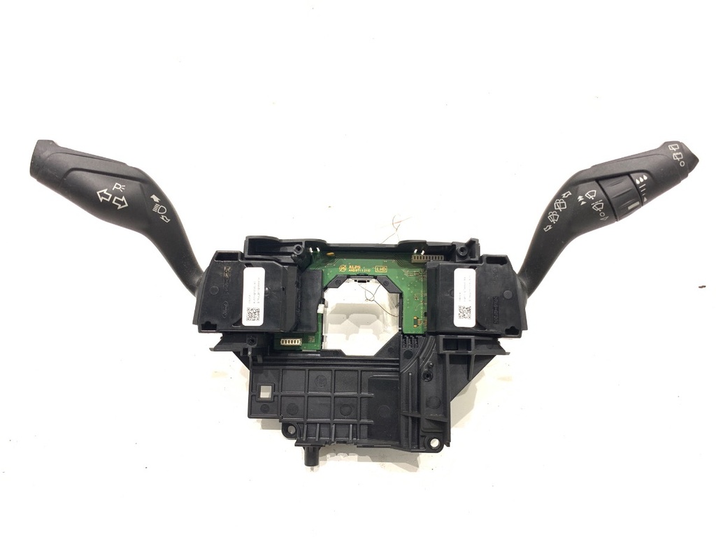 [STARK-763849] Combinado de luces Ford Focus III 2010-2022 1.6 Ti 77 kW (105 CV) gasolina
