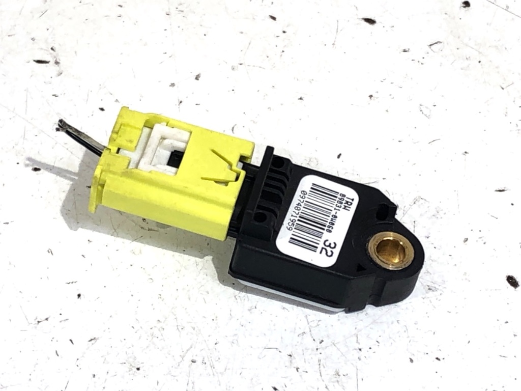 [STARK-764113] Sensor de impacto Toyota Avensis Kombi (_T27_) 2.0 D-4D 91 kW 124 CV 2011-2018