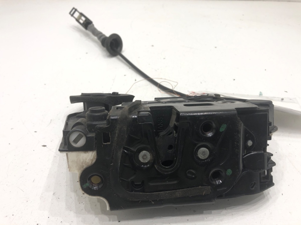 [STARK-771568] Cerradura de puerta trasera izquierda VW Polo V (6R1, 6C1) 2009-2022