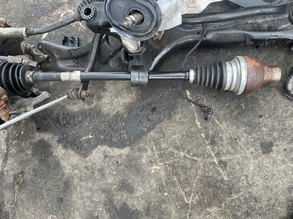 [EPE-102738] Palier delantero derecho VW Golf