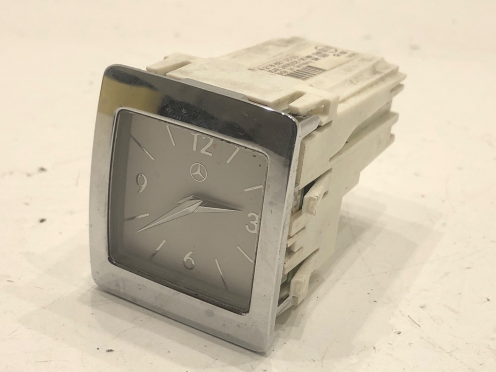 [STARK-772594] Reloj / Cuadro de instrumentos MERCEDES-BENZ CLASE E (W212) 2009-2016 E 300 Hybrid / BlueTEC Hybrid (212.098)