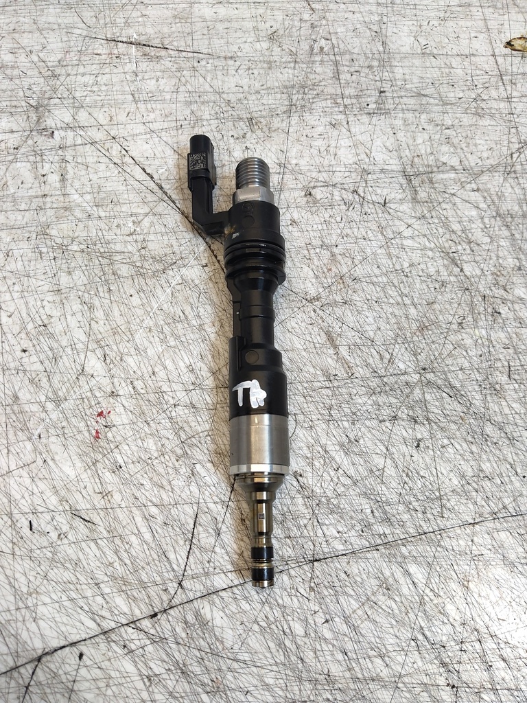 [MTD-529747] Inyector Mazda CX-30 2.0 (HFY7)