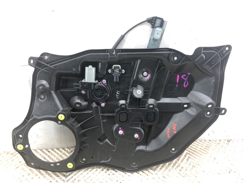 [STARK-773601] Elevalunas delantero derecho MAZDA 2 (DL, DJ) 2014-2022