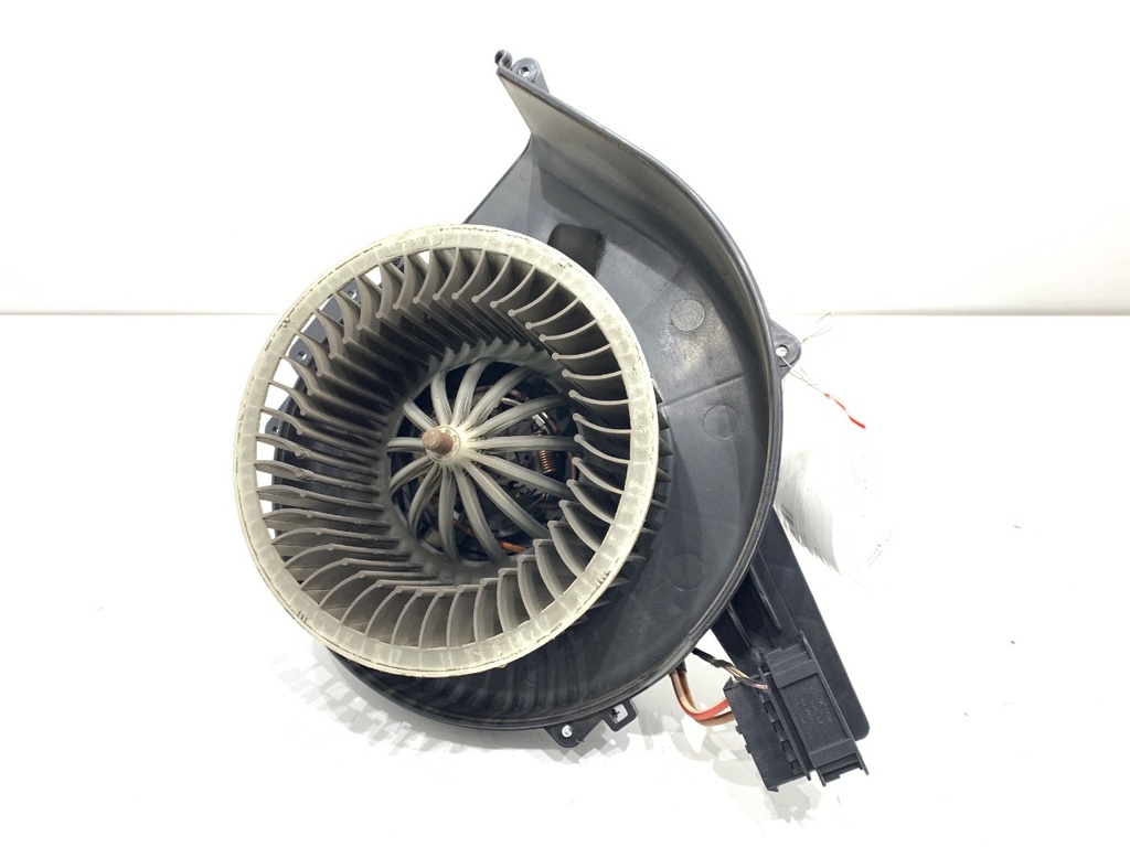 [STARK-774806] Ventilador de admisión SKODA ROOMSTER (5J7) 1.4 63 kW 2006-2015