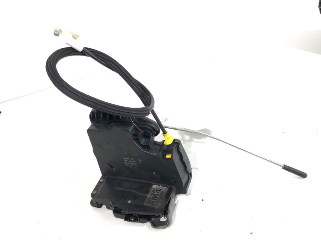 [STARK-775768] Cerradura de puerta delantera derecha OPEL ASTRA K (B16) 1.4 Turbo 92 kW 2015-2022