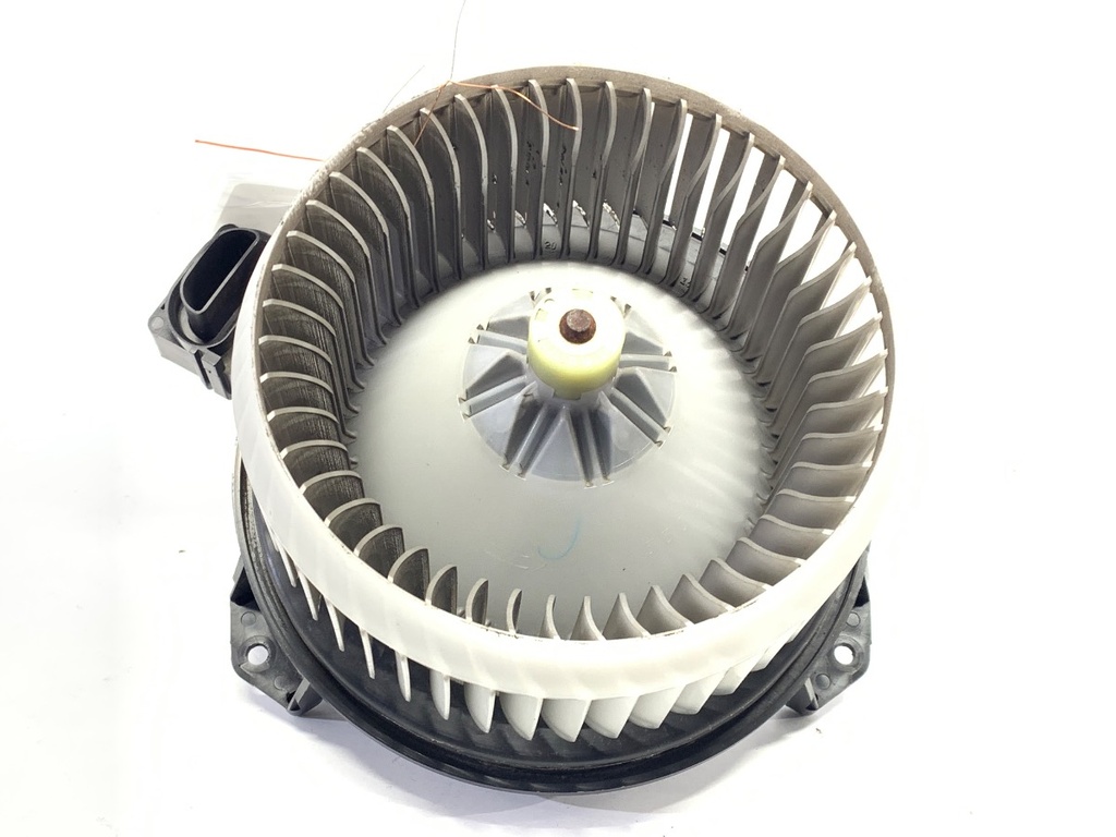 [STARK-778657] Ventilador de admisión Toyota RAV4 III (A3) 2.4 4WD 125 kW 2005-2013