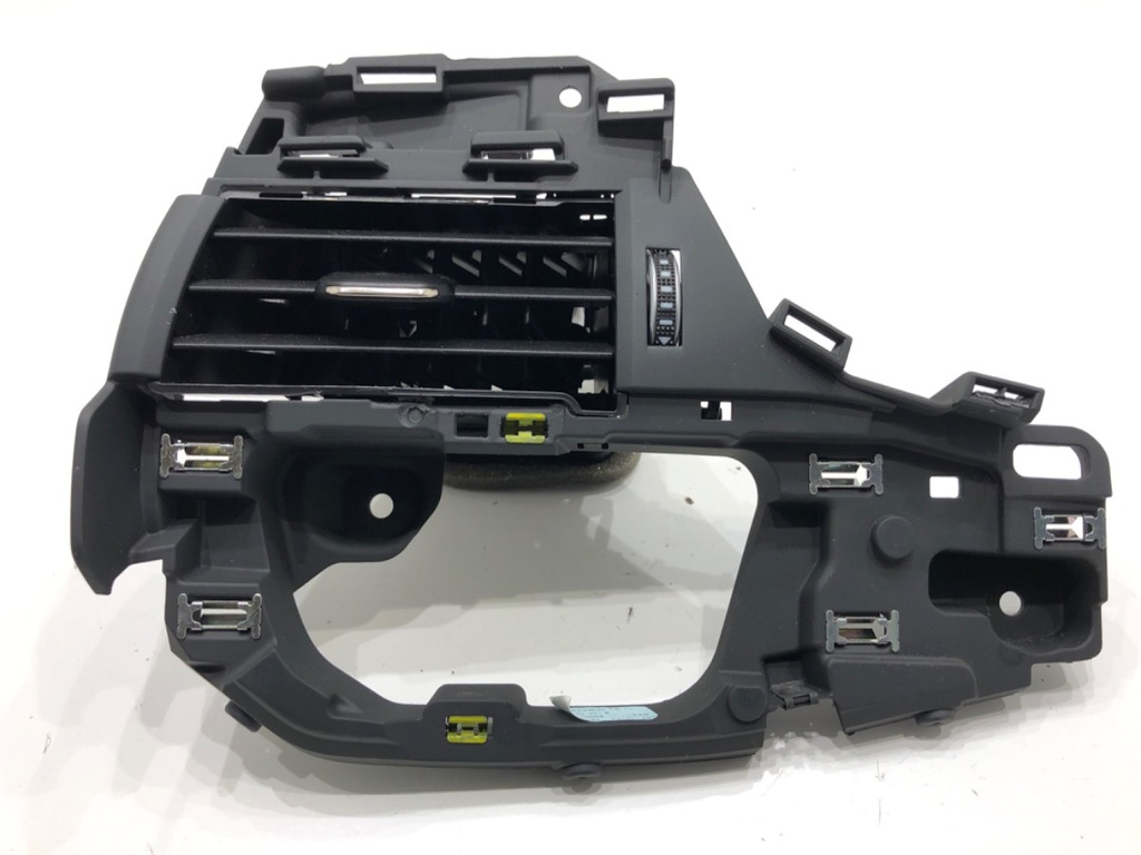 [STARK-779063] Rejilla de ventilación delantera izquierda AUDI A4 B9 (8W2, 8WC) 2015-2022