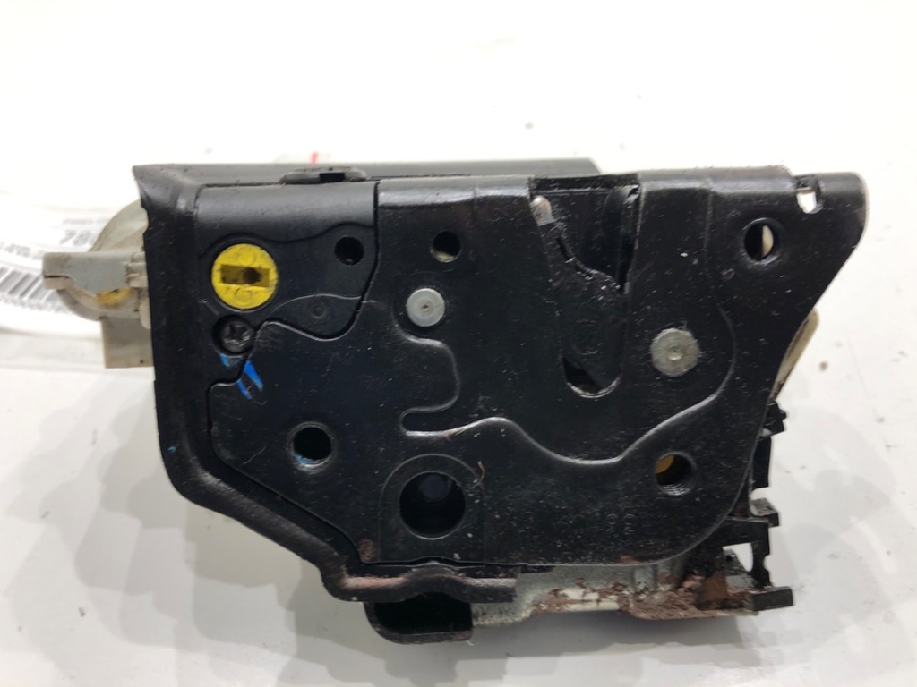 [STARK-780726] Cerradura de puerta trasera izquierda Audi Q7 (4LB) 2006-2016