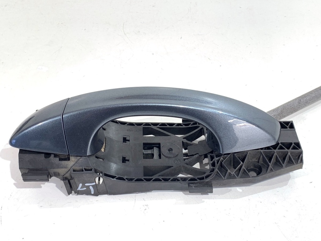 [STARK-782042] Manilla exterior de puerta trasera izquierda SKODA FABIA III Kombi (NJ5) 2014-2022