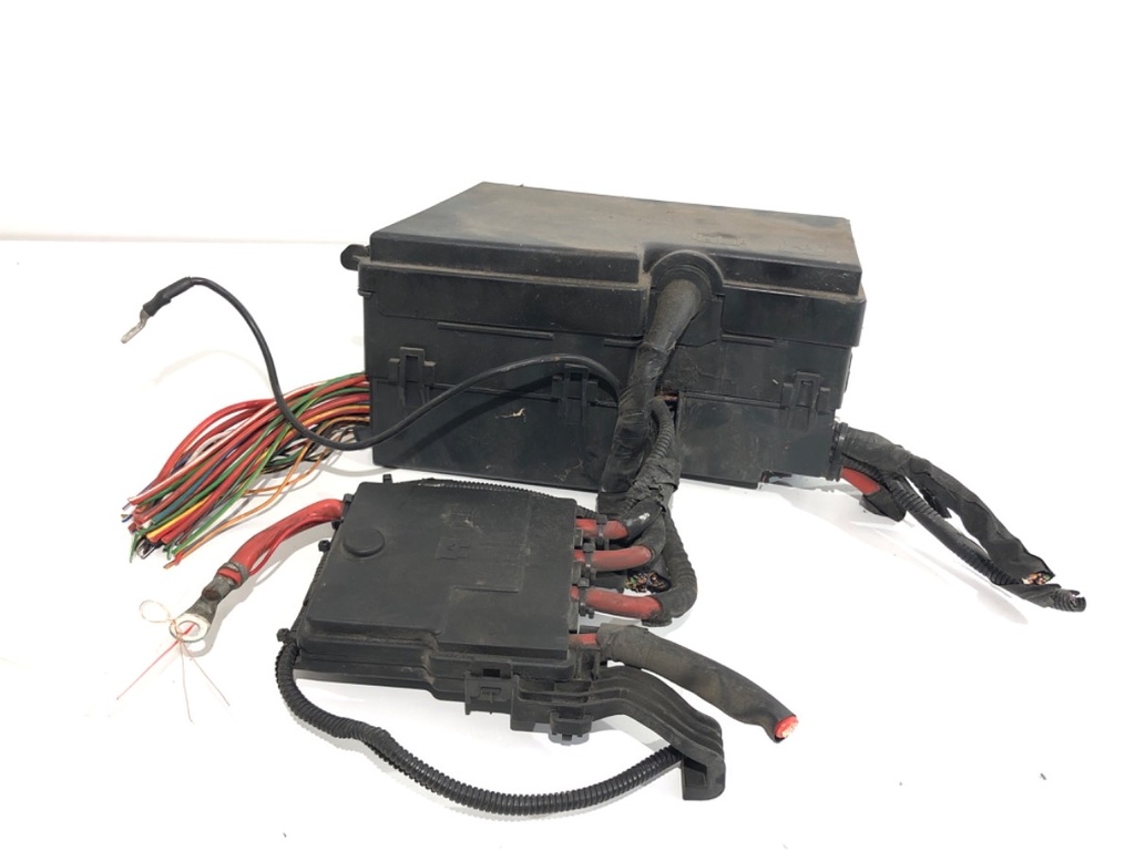 [STARK-783071] Caja de fusibles Volvo V50 1.6 D 2003-2012