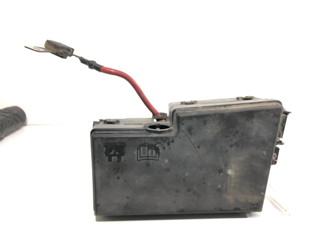 [STARK-783189] Caja de fusibles VOLVO V50 (545) 2.0 D 2004-2010