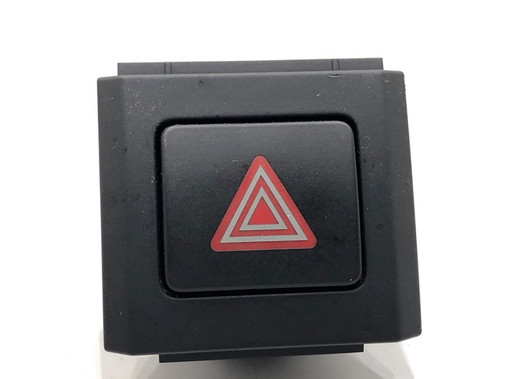 [STARK-784335] Interruptor de luces de emergencia AUDI A5 (F53, F5P) 2016-2022 2.0 TDI 140 kW