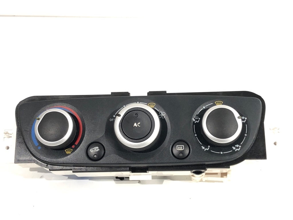 [STARK-784597] Panel de control de climatización Renault Scénic III 1.6 16V 81 kW 2009-2022