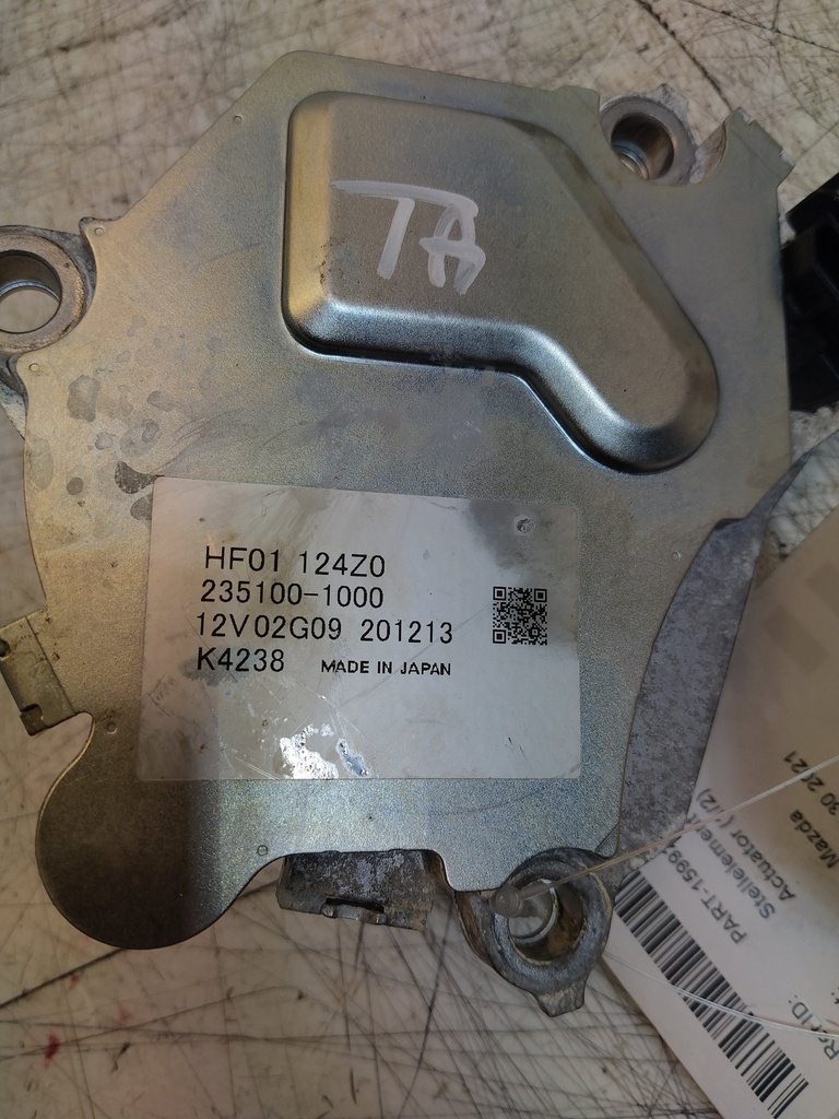 [MTD-529751] Elemento de fijación Mazda CX-30 2.0 (HFY7)