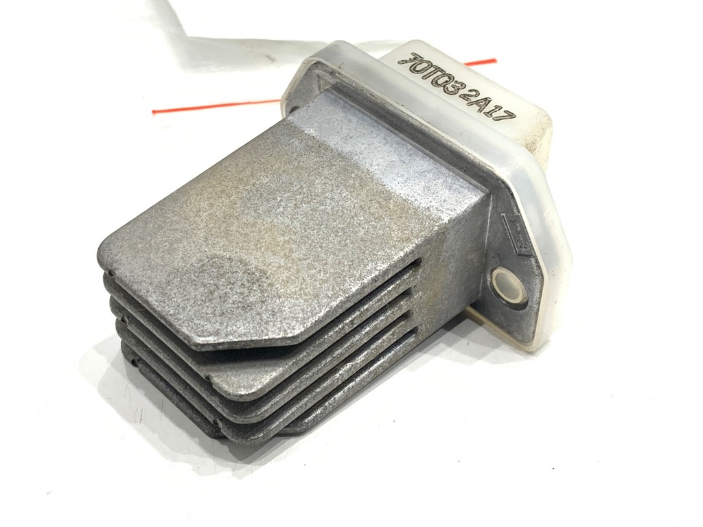 [STARK-788369] Soporte de motor ventilador Nissan Qashqai / Qashqai +2 I (J10, NJ10, JJ10E) 1.6 dCi 2011-2013