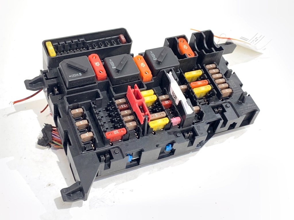 [STARK-789254] Caja de fusibles BMW X2 (F39) 2017-2022