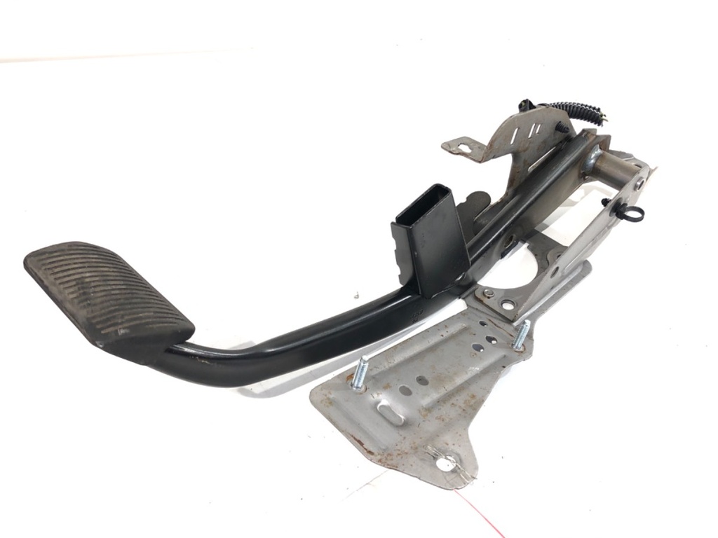 [STARK-789790] Pedales Volvo V40 liftback 2012-2022 D2 88kW