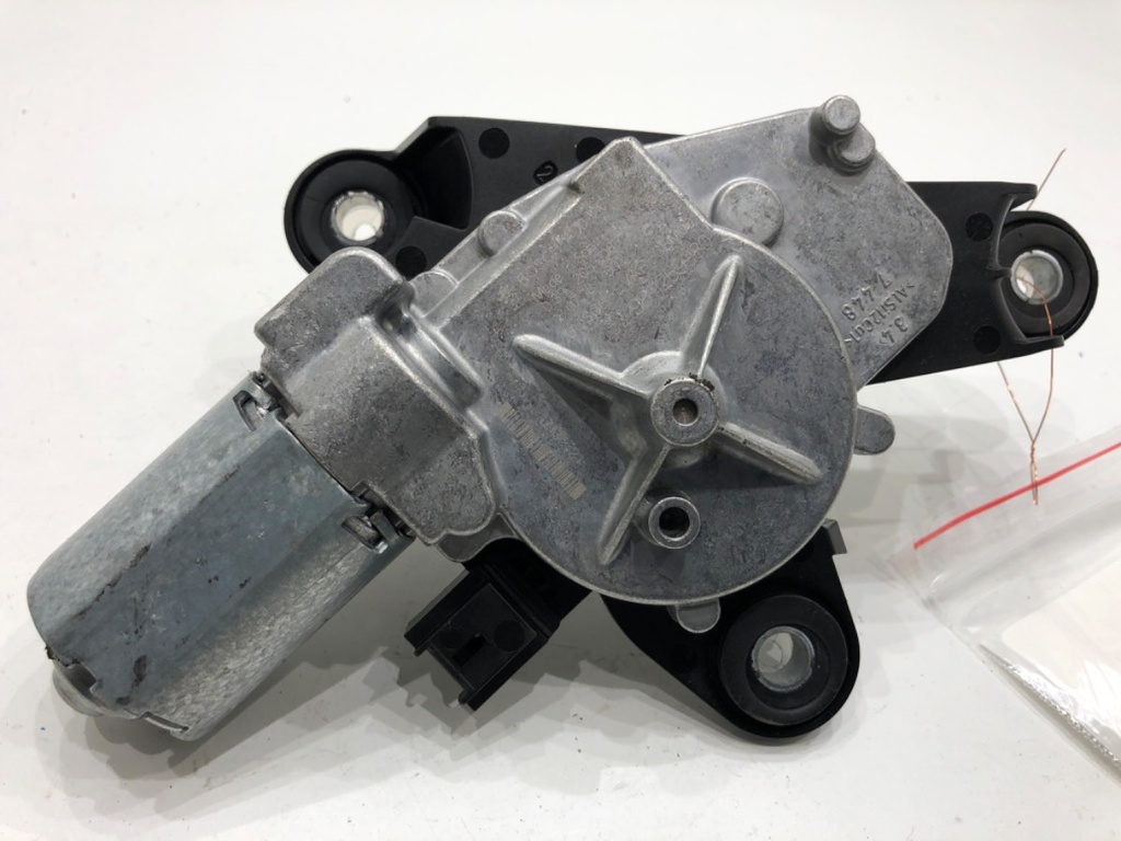 [STARK-794073] Motor de limpiaparabrisas trasero CITROEN C3 III (SX) 1.2 PureTech 82 61 kW 2018-2024
