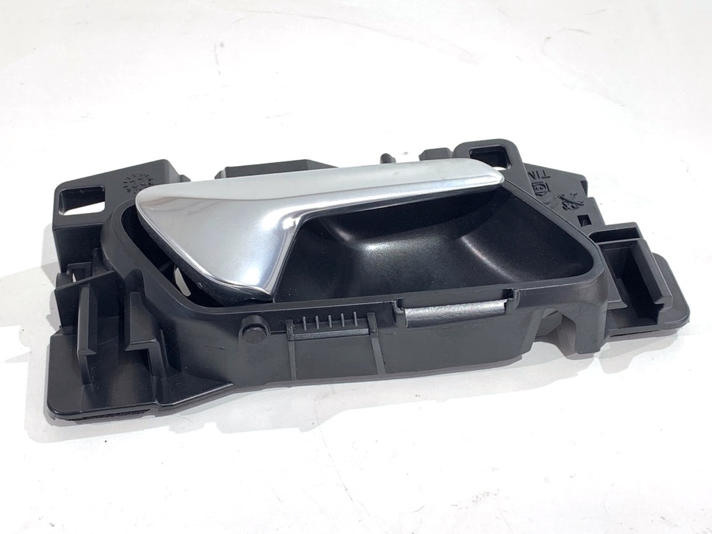 [STARK-794150] Manilla interior de puerta trasera derecha PEUGEOT 308 SW III 2021-2022 PureTech 130