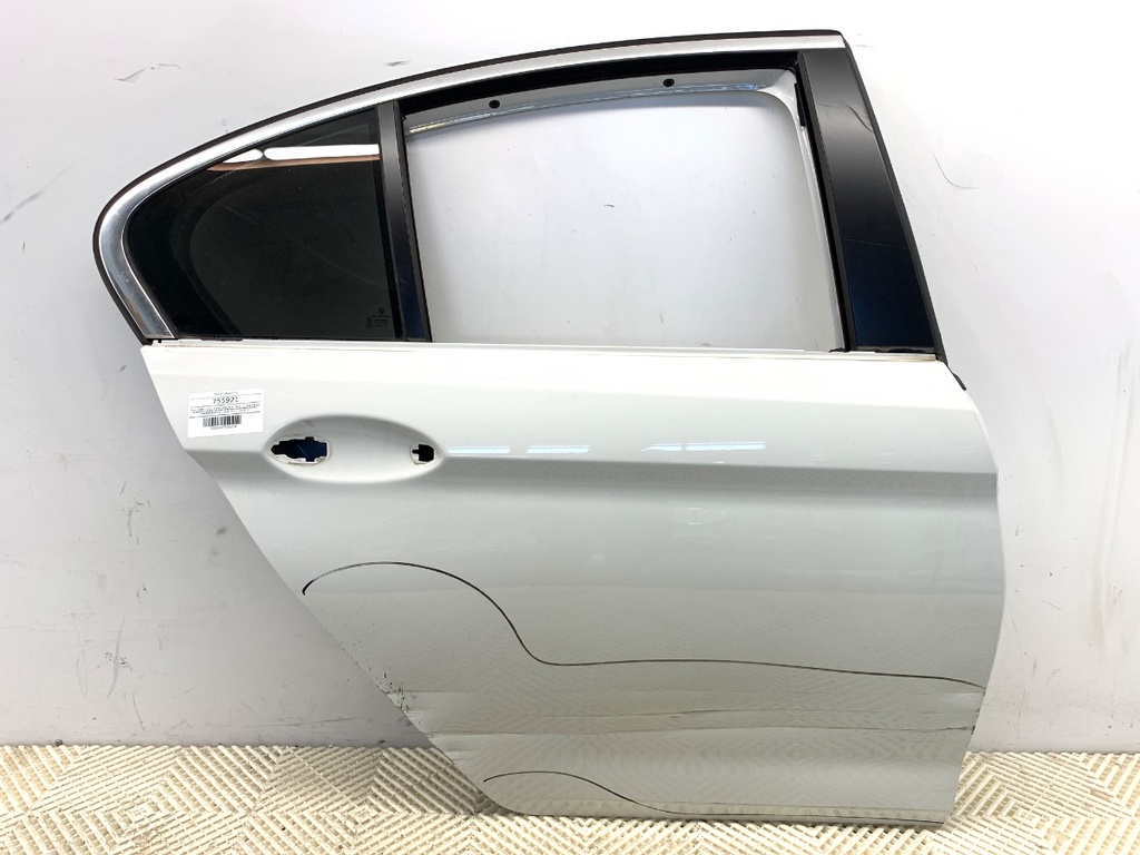 [STARK-755921] Puerta trasera derecha BMW Serie 5 (G30, F90) 2016-2022