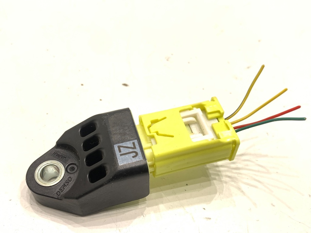 [STARK-796950] Sensor de impacto LEXUS NX (_Z1_) 2014-2022
