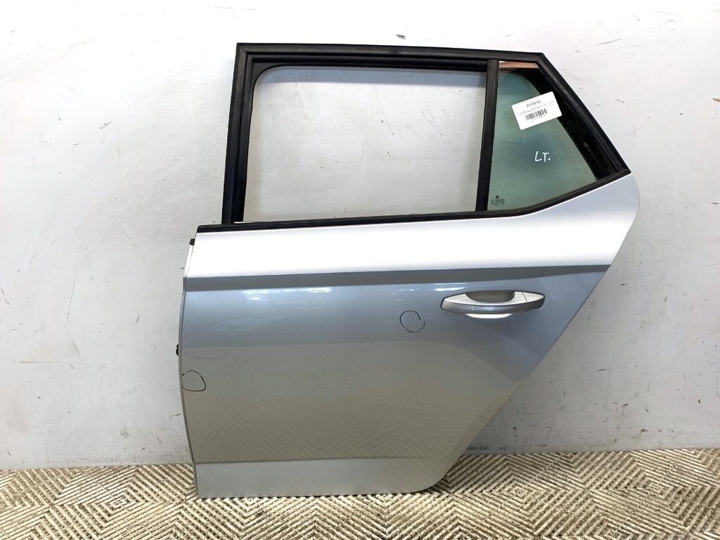 [STARK-769956] Puerta trasera izquierda SKODA FABIA III (NJ3) 2014-2022