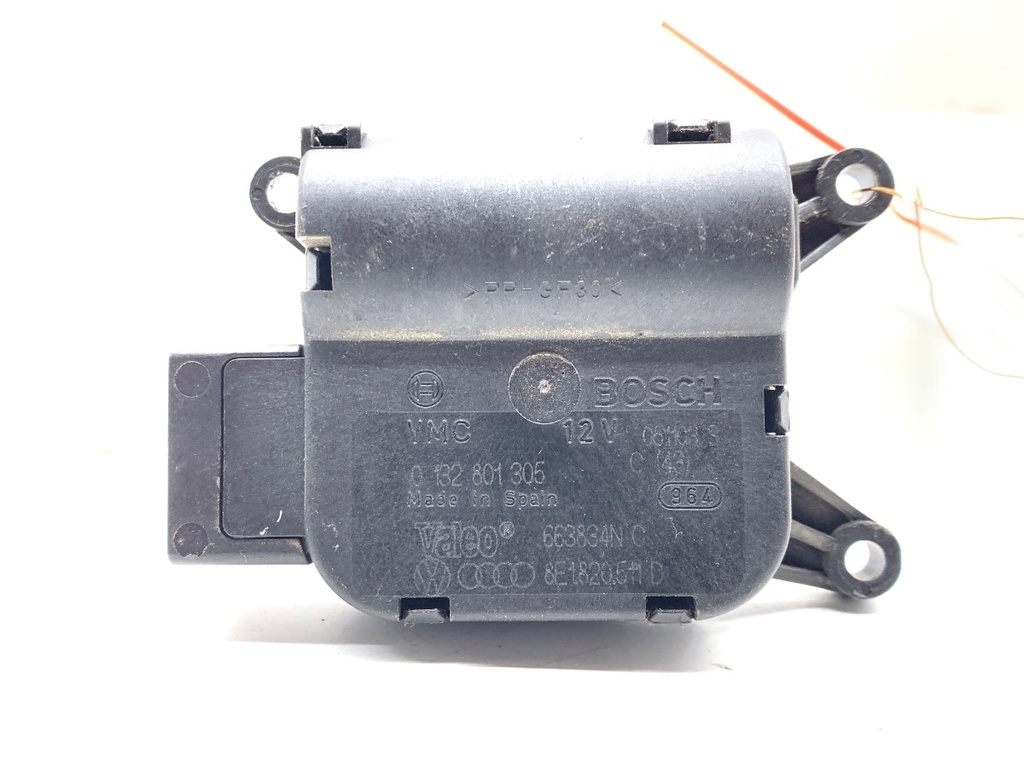 [STARK-800637] Calefactor auxiliar AUDI A4 B6 (8E2) 2.4 125 kW 2001-2004