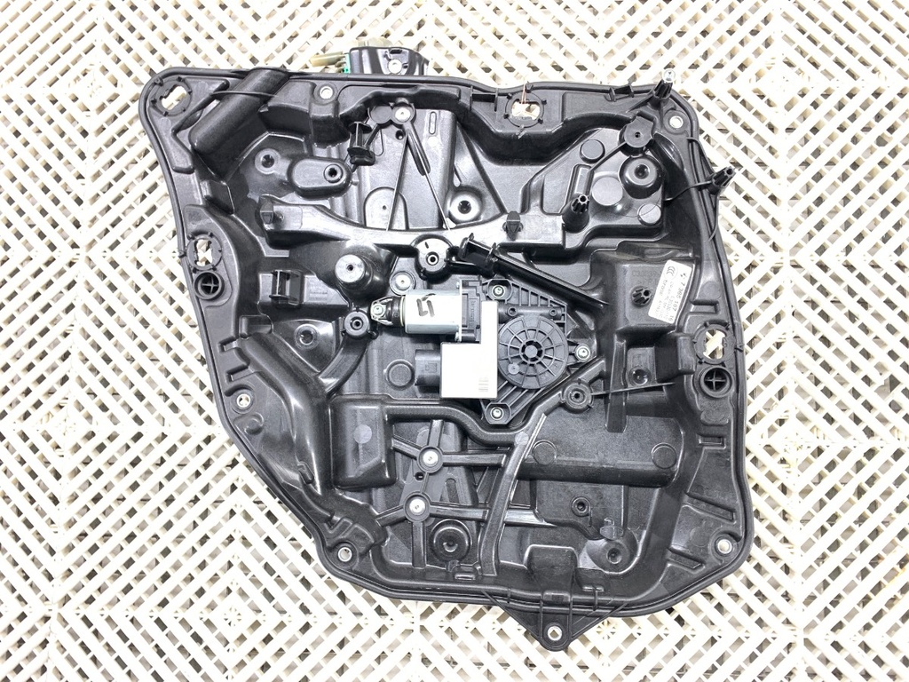 [STARK-800718] Elevador de ventana trasero izquierdo BMW Serie 5 (G30, F90) 2016-2022