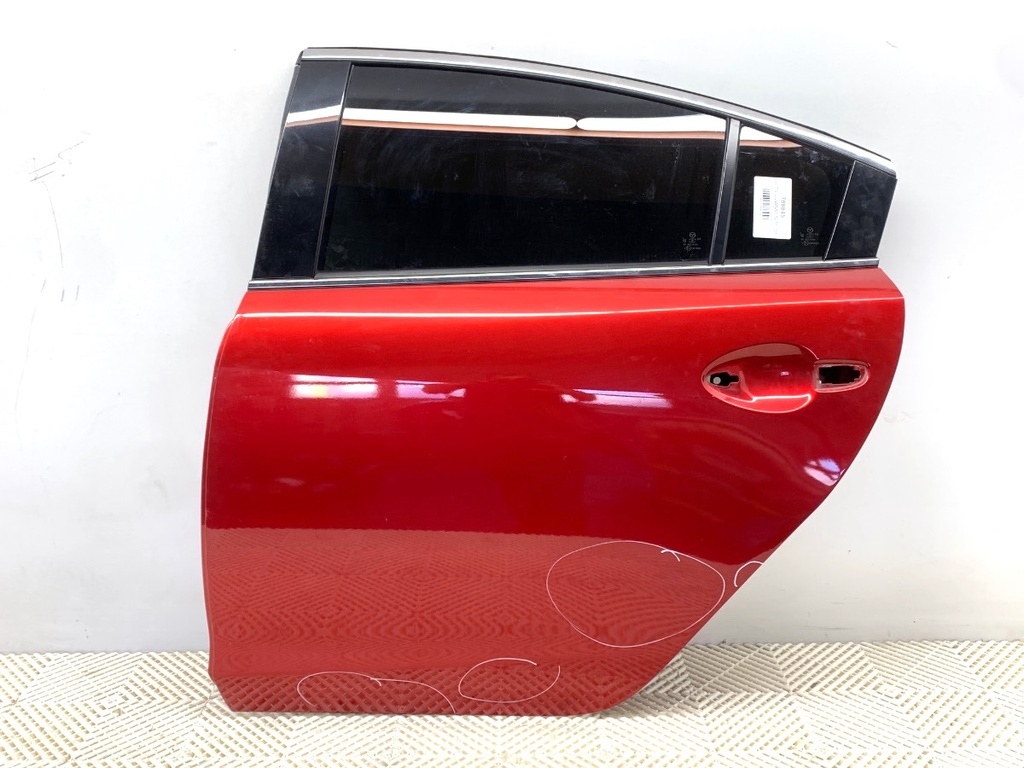 [STARK-788845] Puerta trasera izquierda MAZDA 6 sedán (GJ, GL) 2012-2022
