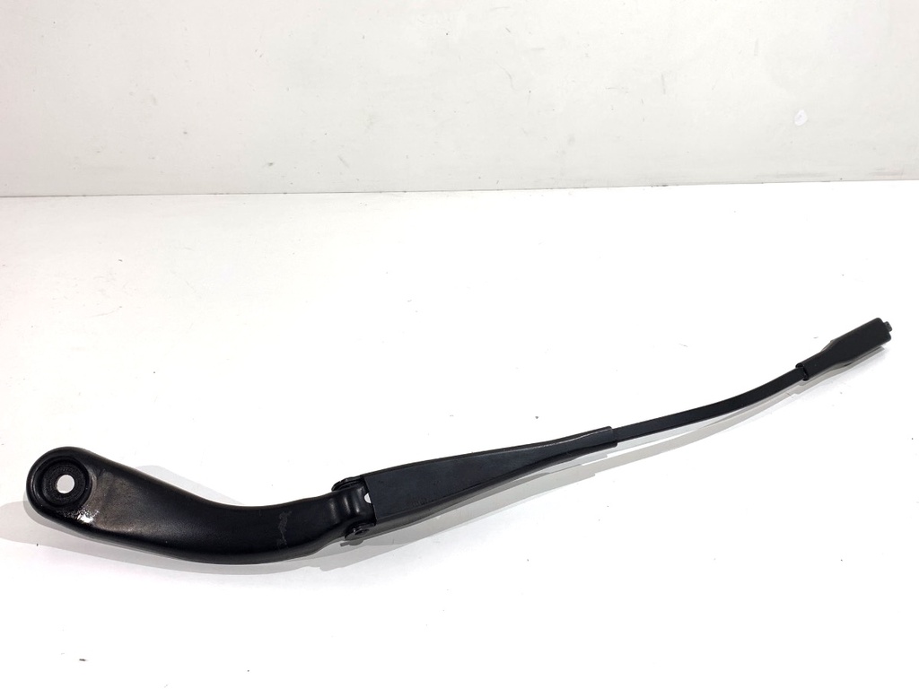 [STARK-803453] Brazo limpiaparabrisas delantero izquierdo BMW Serie 3 (F30, F80) 2011-2018