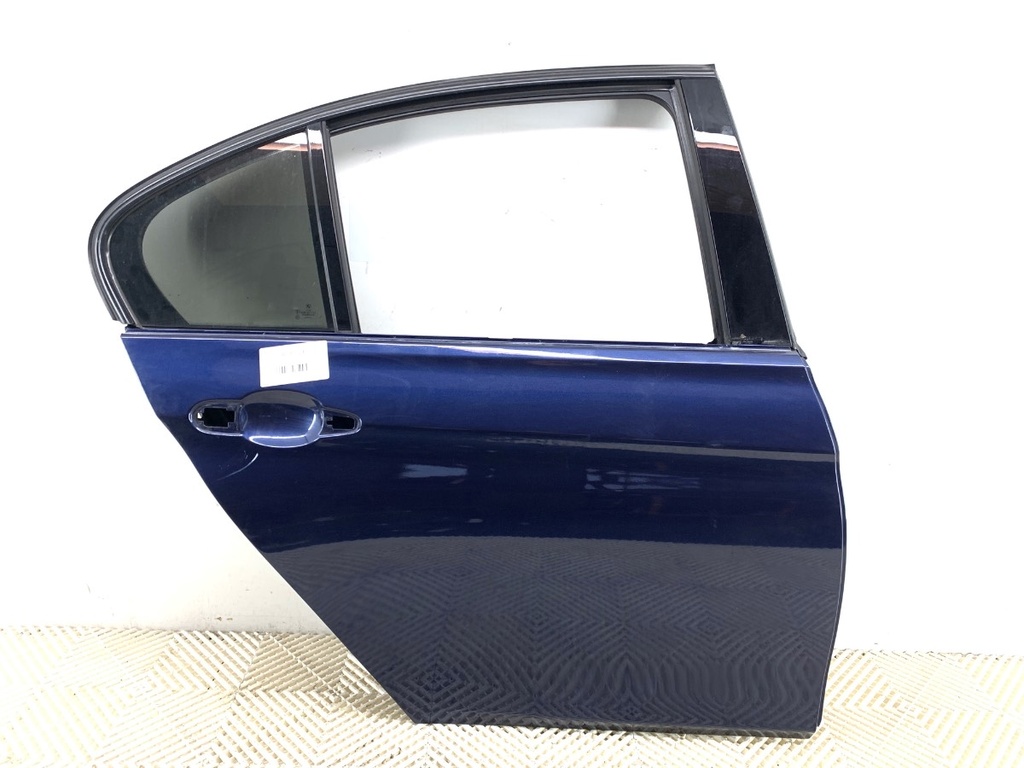 [STARK-803509] Puerta trasera derecha BMW Serie 3 (F30, F80) 2011-2018