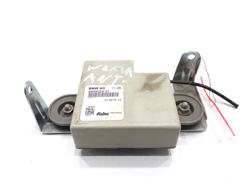 [STARK-806372] Amplificador BMW Serie 5 Touring (E61) 2004-2010