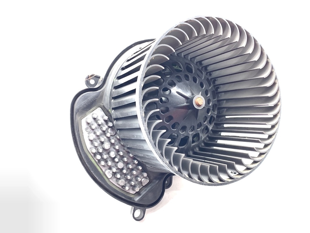 [STARK-808658] Ventilador de admisión Renault Megane IV liftback (B9A/M/N_) 1.5 Blue dCi 115