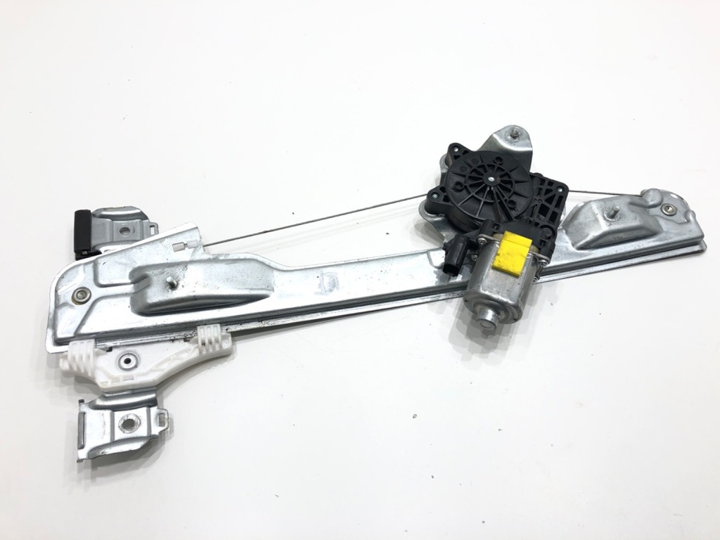 [STARK-809283] Elevador de luneta trasera izquierda SSANGYONG TIVOLI 2015-2022