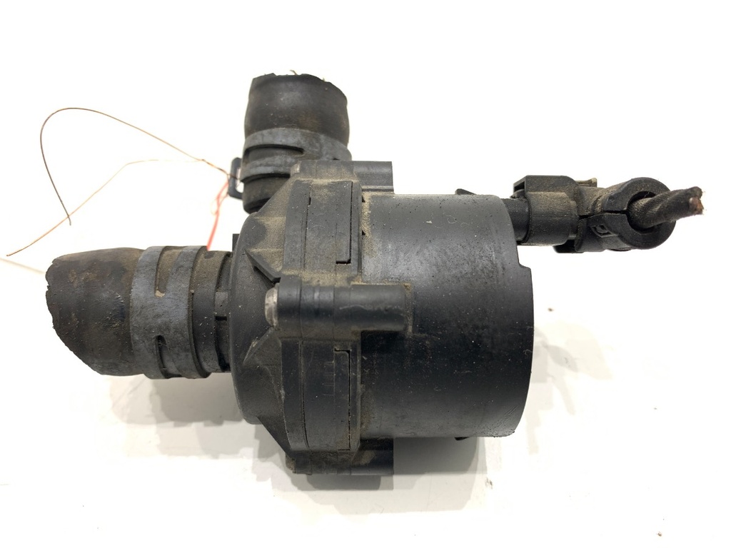 [STARK-810749] Bomba de agua adicional VW Polo V (6R1, 6C1) 1.2 TSI 66 kW 5Q0965567