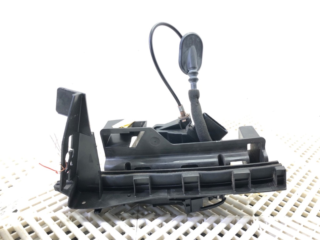 [STARK-811741] Cerradura de puerta delantera derecha Ford Mondeo V liftback (CE) 2.0 TDCi 110 kW 2014-2022