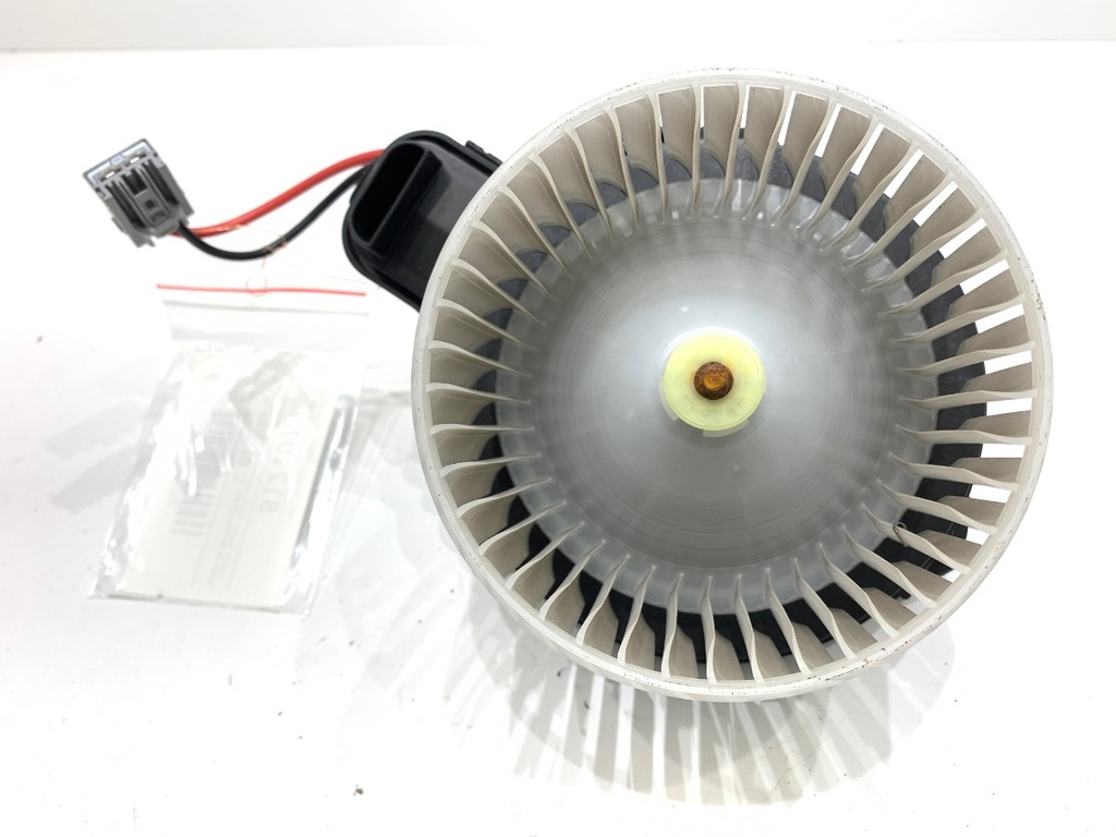 [STARK-812107] Ventilador de admisión Ford Focus IV (HN) 1.5 EcoBlue 88 kW 2018-2022