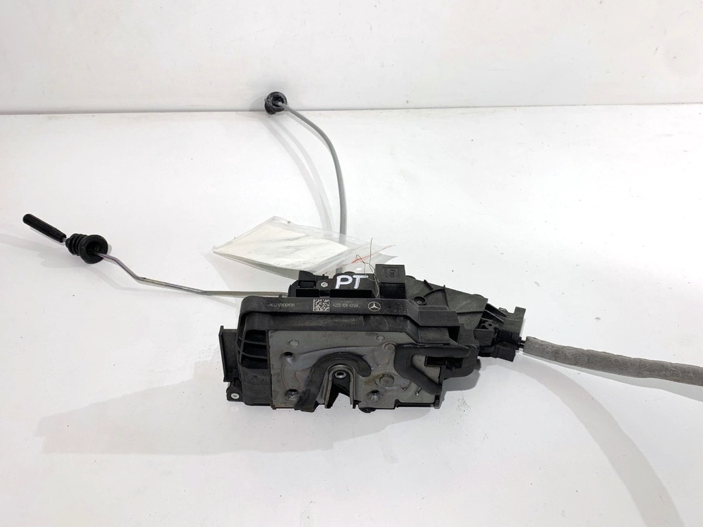 [STARK-812915] Cerradura de puerta trasera derecha MERCEDES-BENZ GLE (W166) 2015-2018