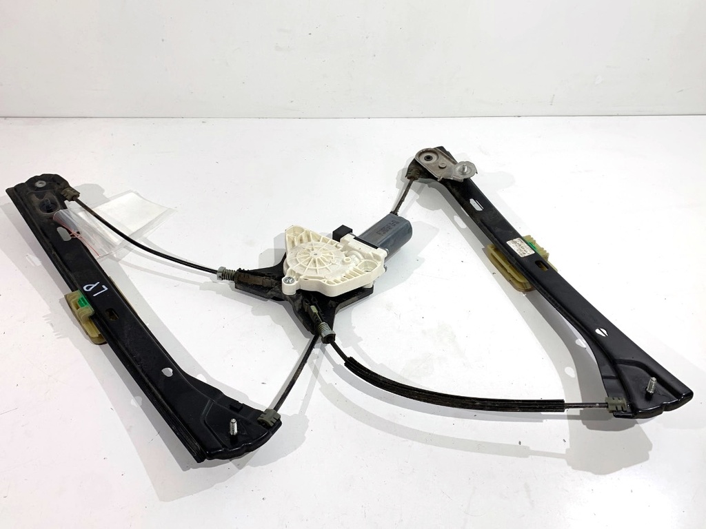 [STARK-814524] Elevador de ventana delantero izquierdo VW Passat B8 Variant 2.0 TDI 140 kW
