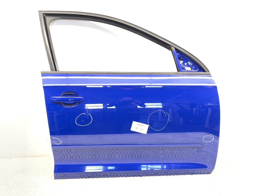 [STARK-816664] Puerta delantera derecha SKODA RAPID (NH3, NK3, NK6) 2012-2022