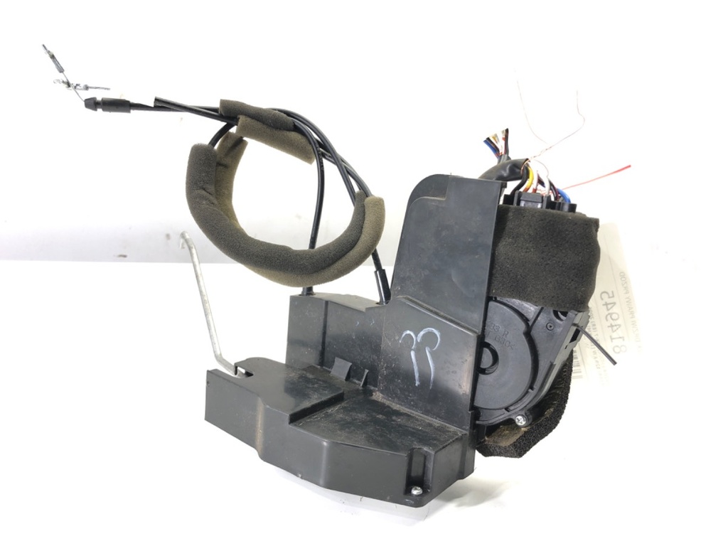 [STARK-814945] Cerradura de puerta delantera derecha Mazda CX-7 (ER) 2006-2014