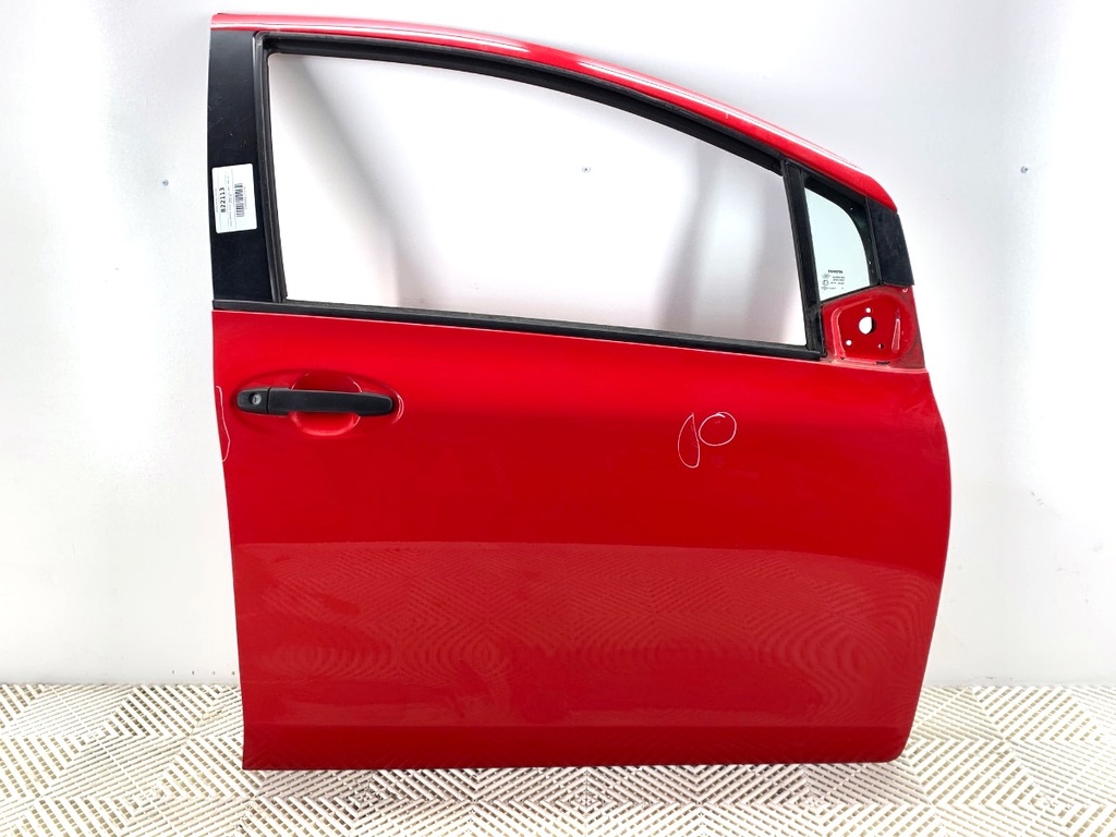 [STARK-822113] Puerta delantera derecha Toyota Yaris (_P9_) 2005-2014